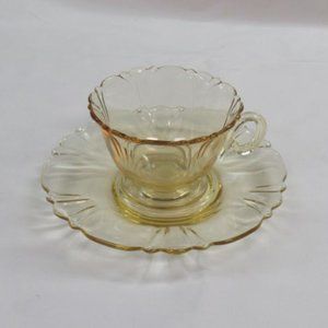 Heisey Elegant Glass Sahara Yellow EMPRESS Blank 1401 Cup and Saucer